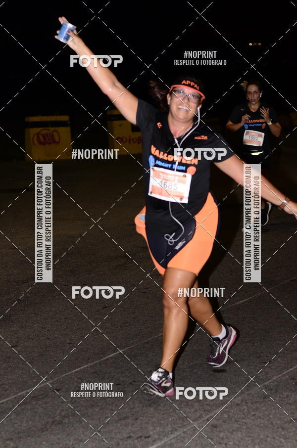 Buy your photos of the eventHalloween Run on Fotop