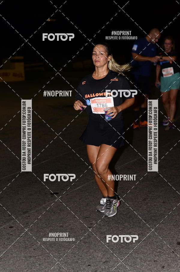 Buy your photos of the eventHalloween Run on Fotop