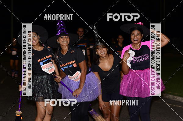 Buy your photos of the eventHalloween Run on Fotop