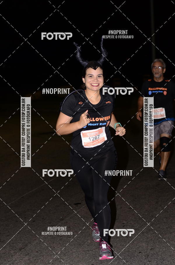 Buy your photos of the eventHalloween Run on Fotop