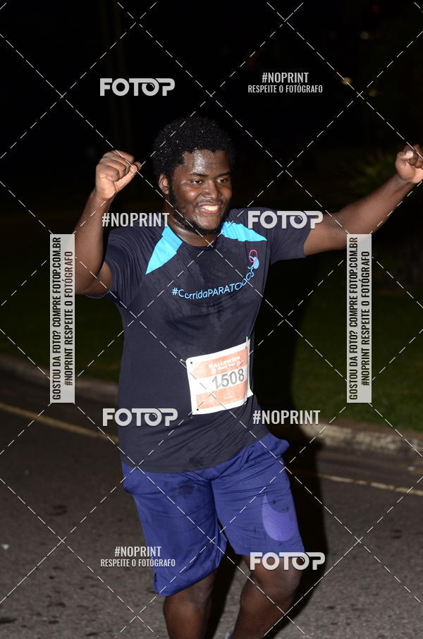 Buy your photos of the eventHalloween Run on Fotop