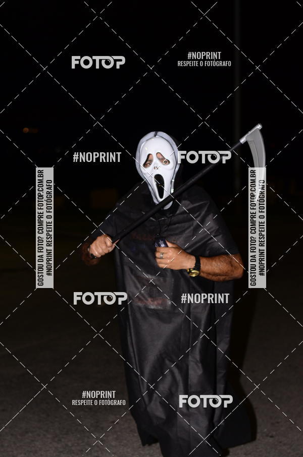 Buy your photos of the eventHalloween Run on Fotop