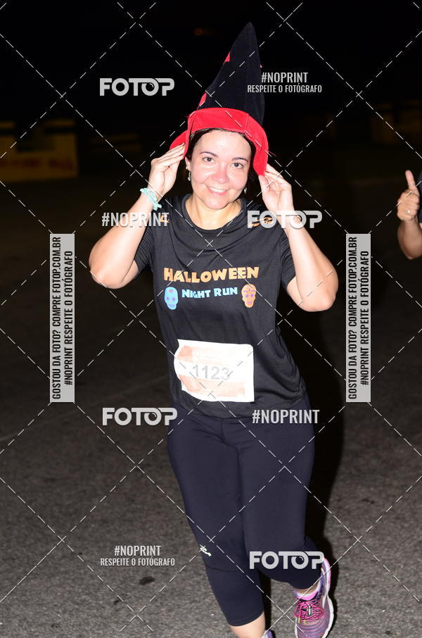 Buy your photos of the eventHalloween Run on Fotop