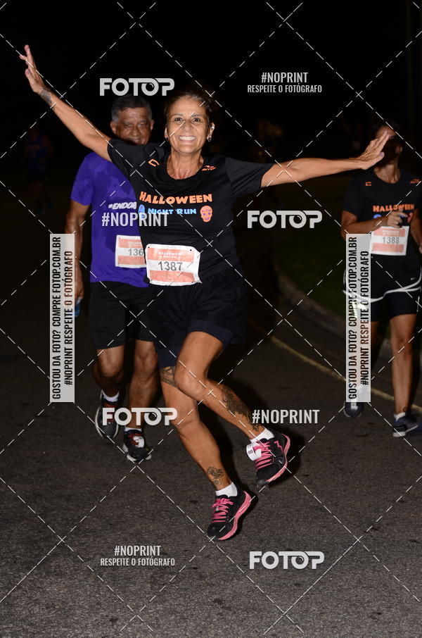 Buy your photos of the eventHalloween Run on Fotop