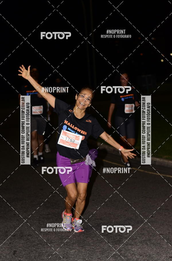 Buy your photos of the eventHalloween Run on Fotop