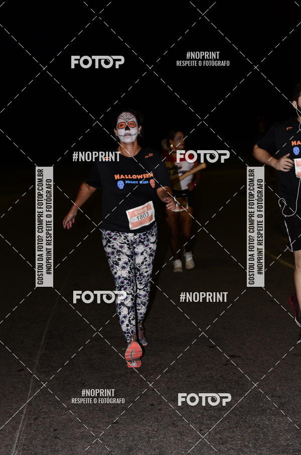 Buy your photos of the eventHalloween Run on Fotop