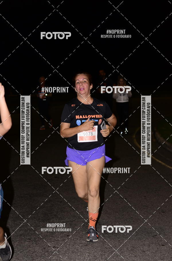 Buy your photos of the eventHalloween Run on Fotop