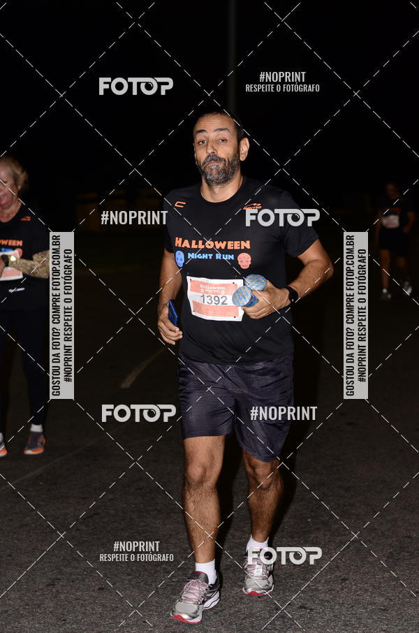 Buy your photos of the eventHalloween Run on Fotop