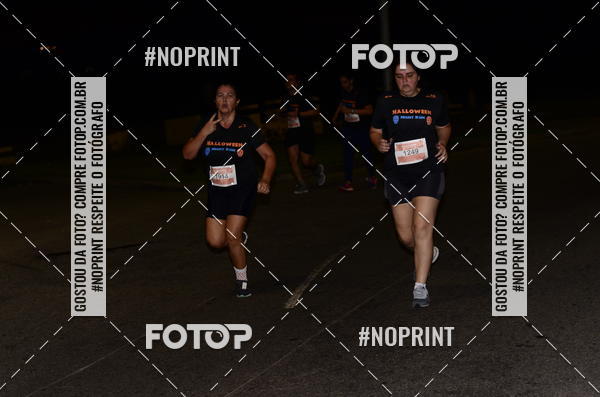 Buy your photos of the eventHalloween Run on Fotop