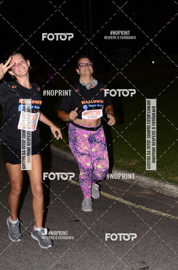 Buy your photos of the eventHalloween Run on Fotop