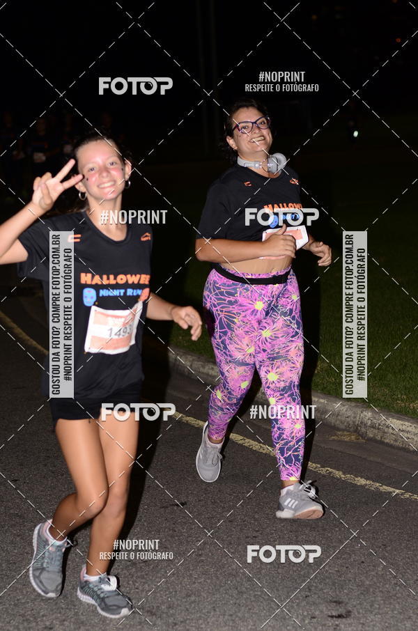 Buy your photos of the eventHalloween Run on Fotop