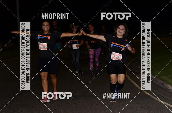 Buy your photos of the eventHalloween Run on Fotop