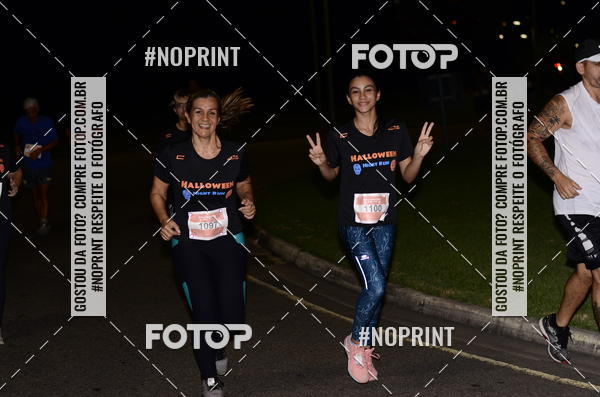 Buy your photos of the eventHalloween Run on Fotop