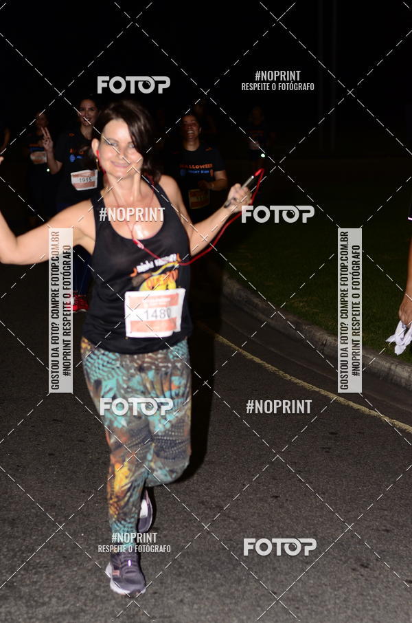 Buy your photos of the eventHalloween Run on Fotop