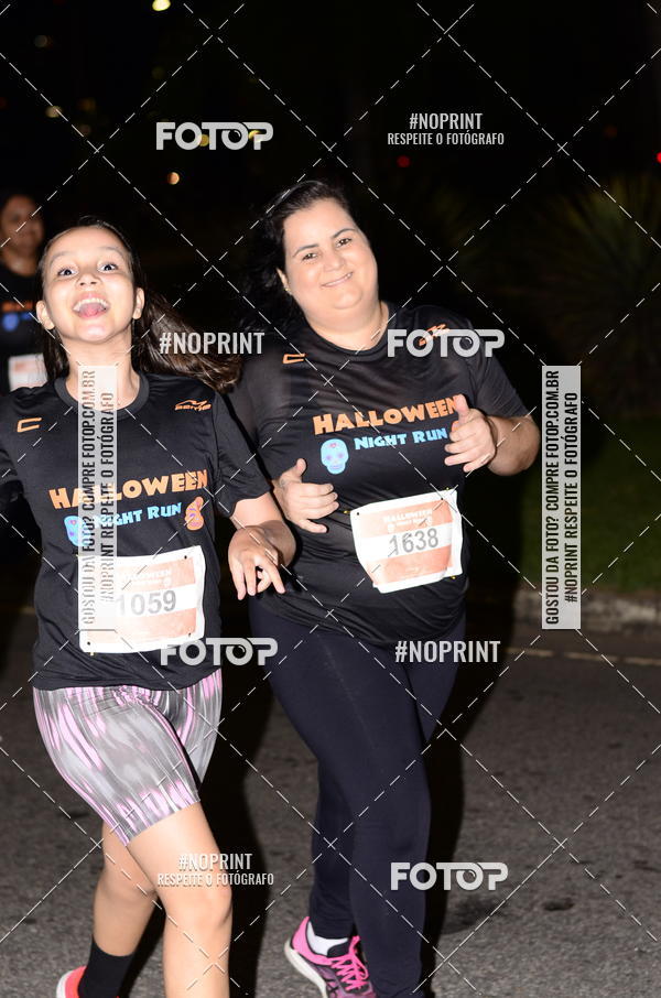 Buy your photos of the eventHalloween Run on Fotop