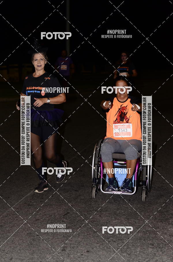 Buy your photos of the eventHalloween Run on Fotop