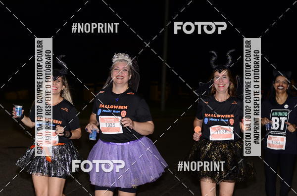Buy your photos of the eventHalloween Run on Fotop