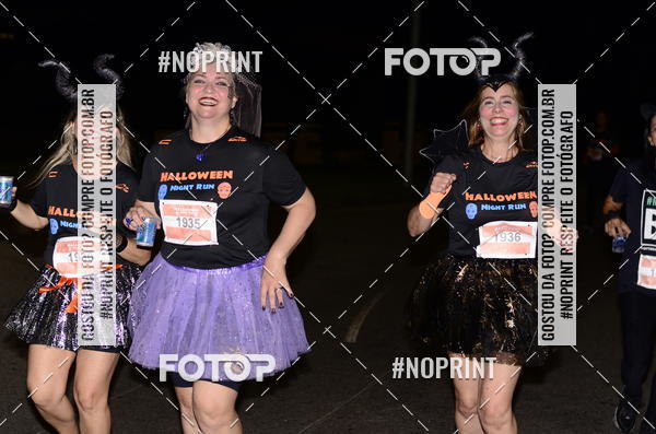 Buy your photos of the eventHalloween Run on Fotop