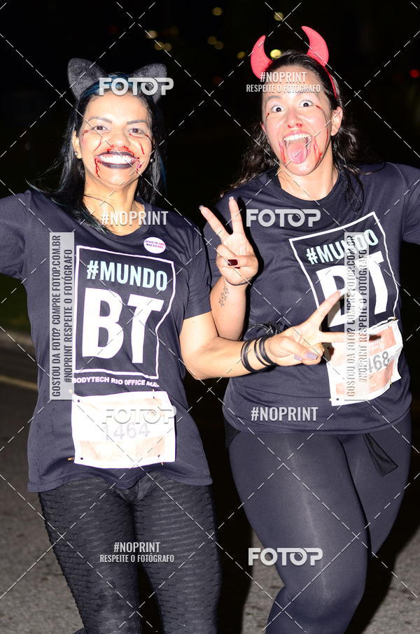 Buy your photos of the eventHalloween Run on Fotop