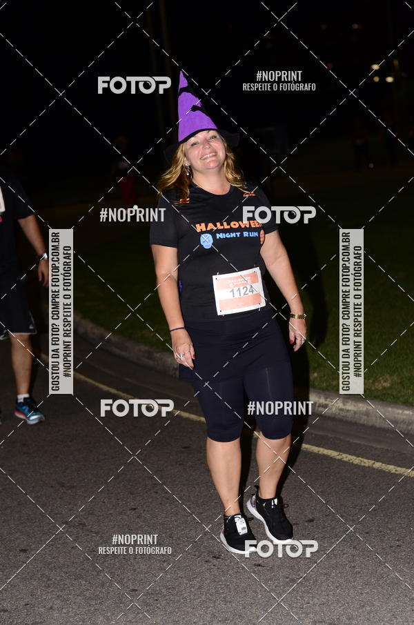 Buy your photos of the eventHalloween Run on Fotop