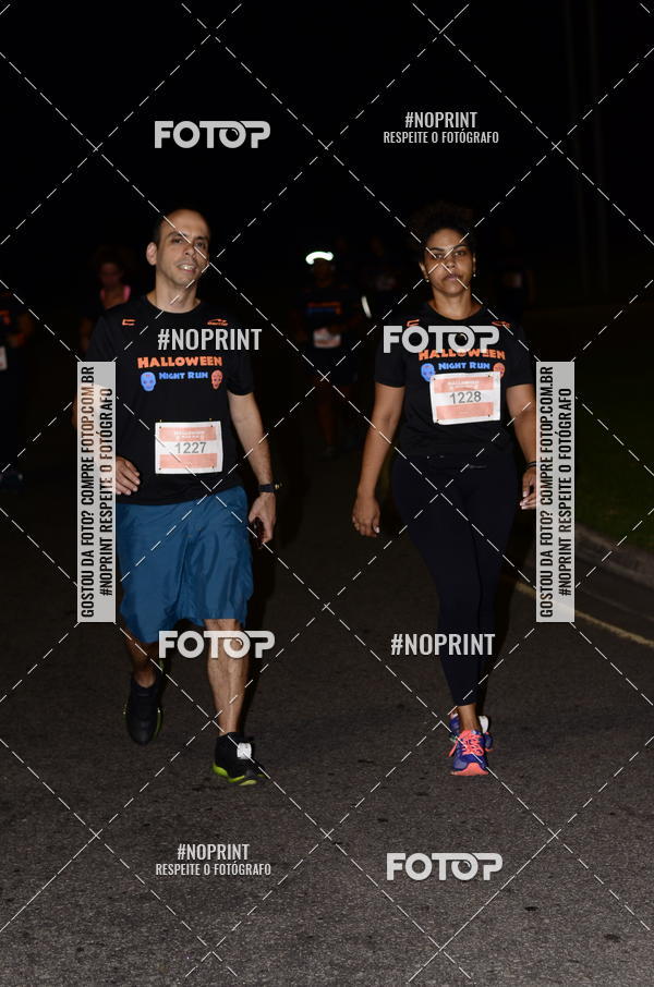 Buy your photos of the eventHalloween Run on Fotop
