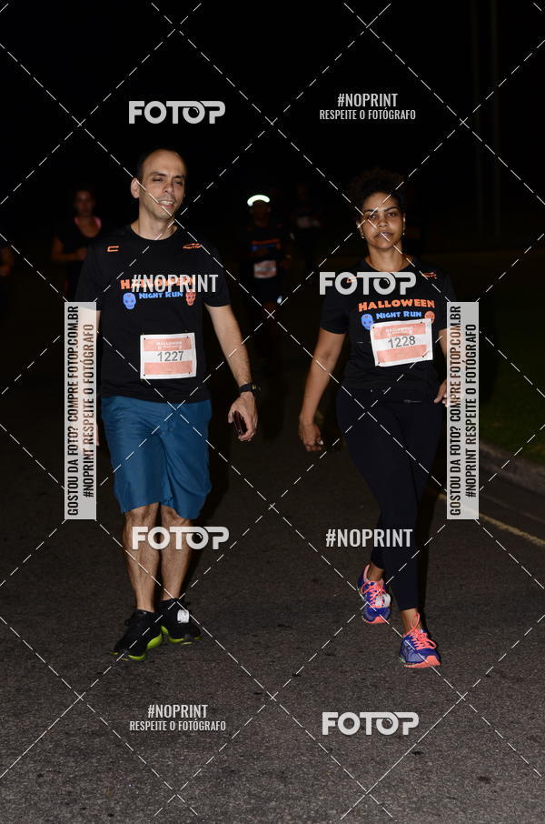 Buy your photos of the eventHalloween Run on Fotop