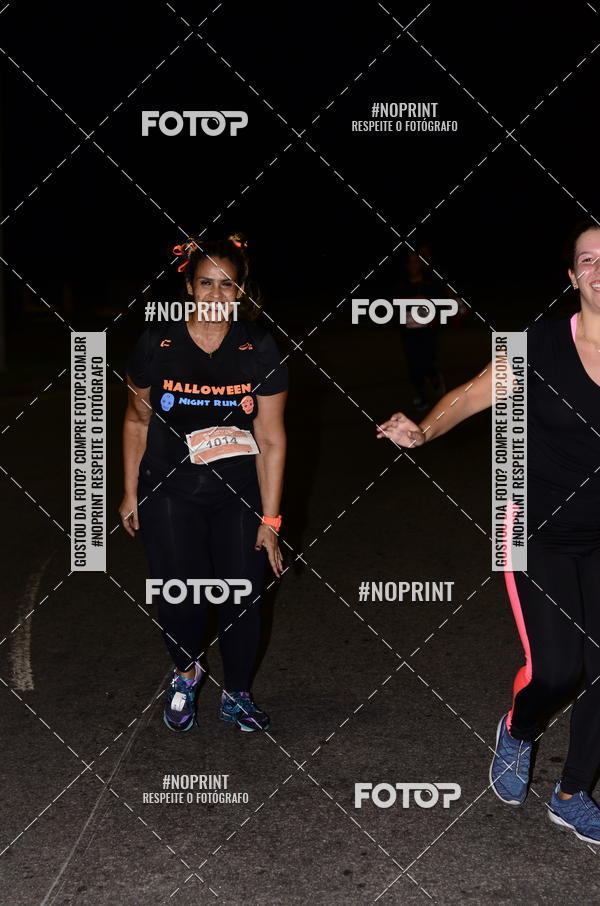 Buy your photos of the eventHalloween Run on Fotop