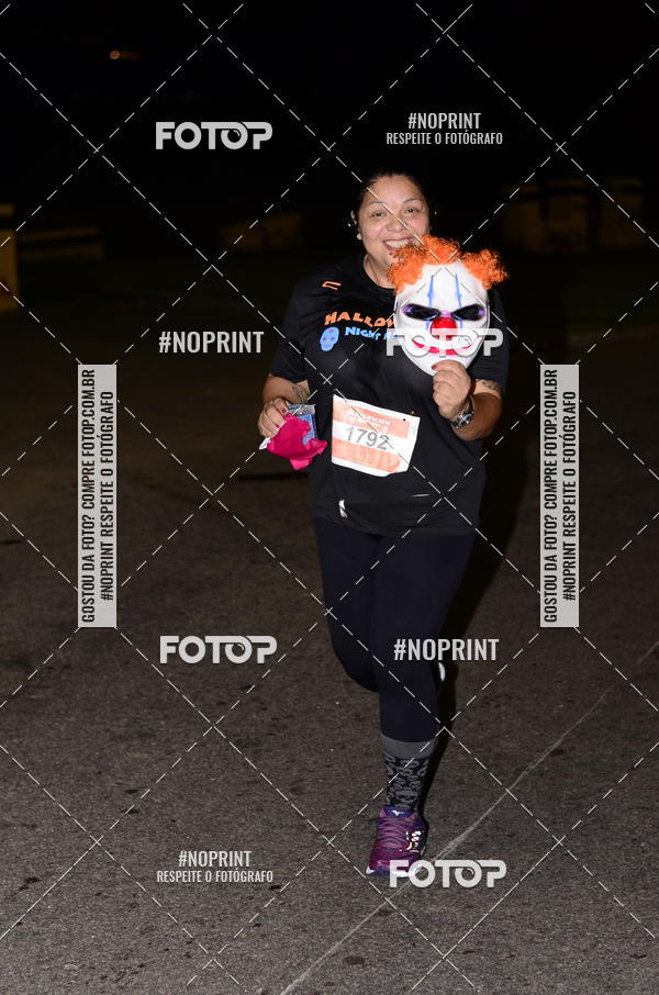 Buy your photos of the eventHalloween Run on Fotop