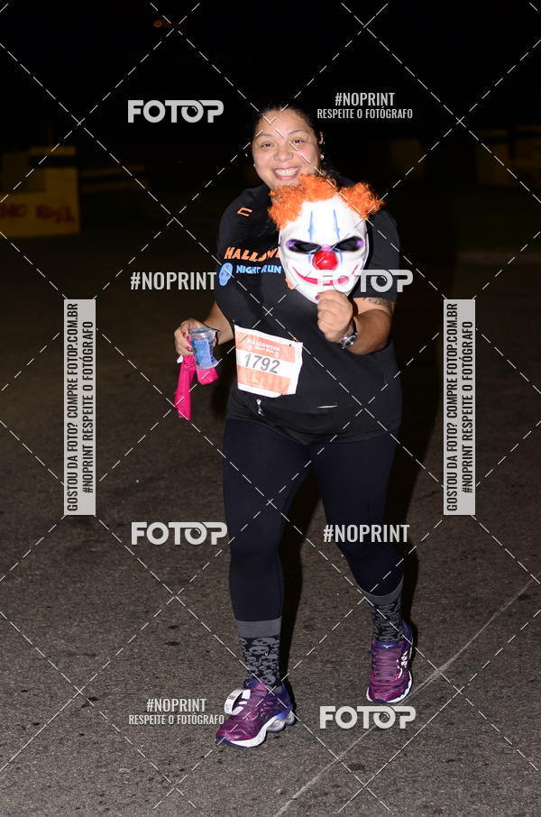 Buy your photos of the eventHalloween Run on Fotop