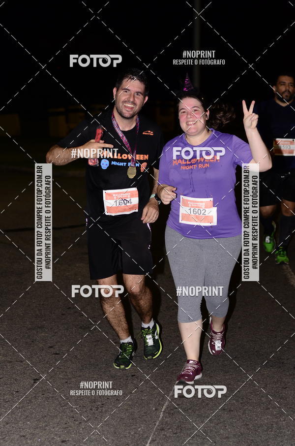 Buy your photos of the eventHalloween Run on Fotop