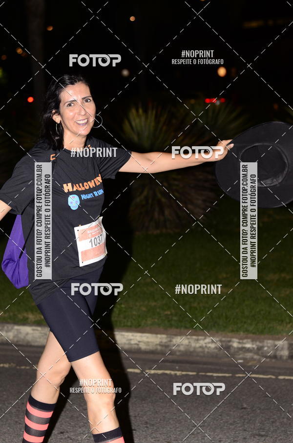 Buy your photos of the eventHalloween Run on Fotop