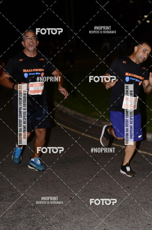 Buy your photos of the eventHalloween Run on Fotop