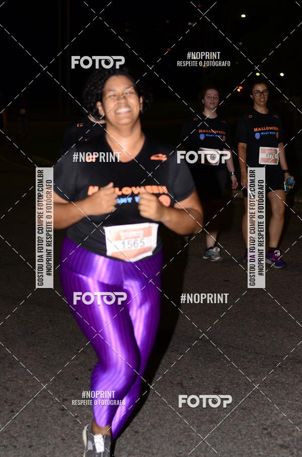 Buy your photos of the eventHalloween Run on Fotop