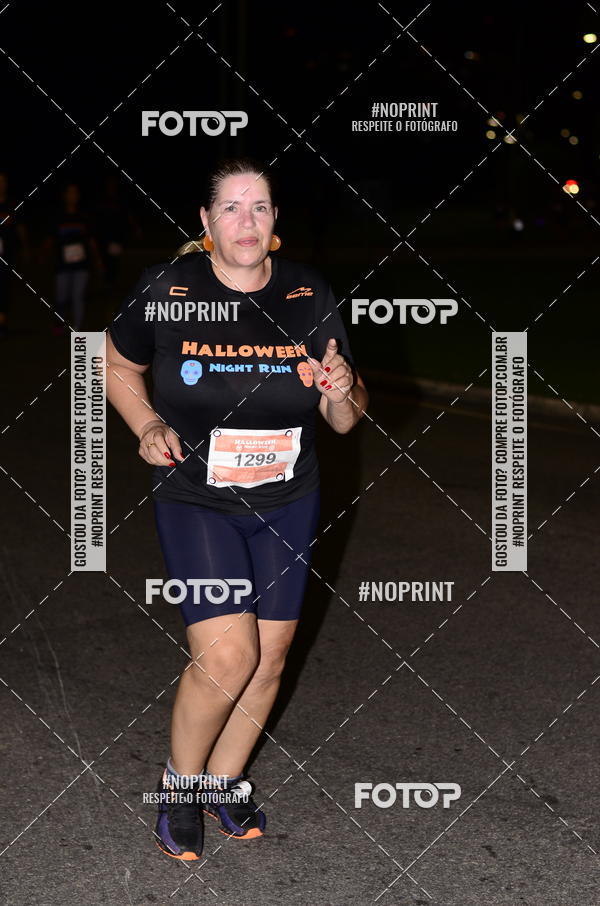 Buy your photos of the eventHalloween Run on Fotop