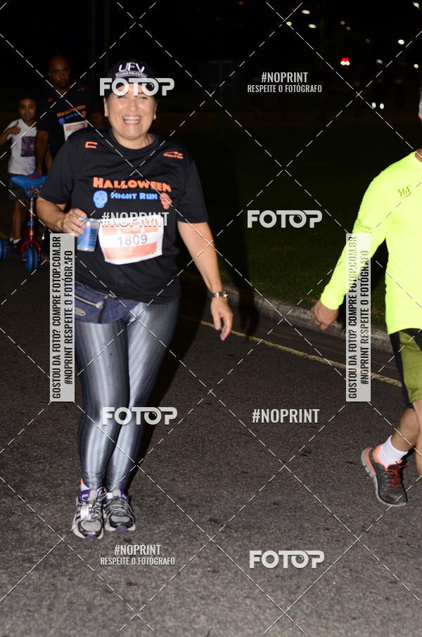 Buy your photos of the eventHalloween Run on Fotop