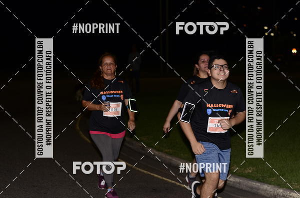 Buy your photos of the eventHalloween Run on Fotop