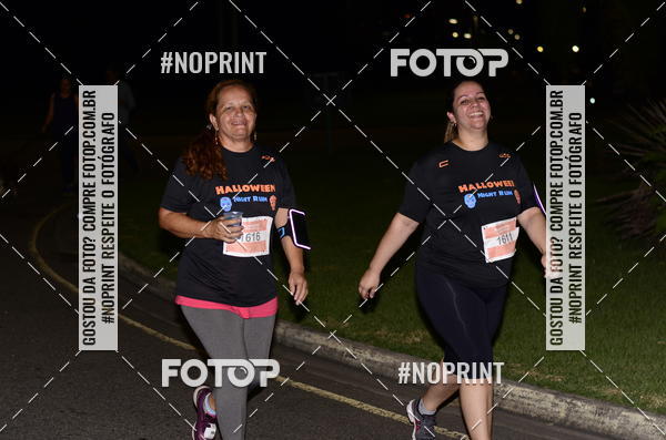 Buy your photos of the eventHalloween Run on Fotop