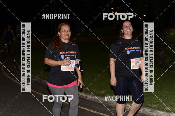Buy your photos of the eventHalloween Run on Fotop