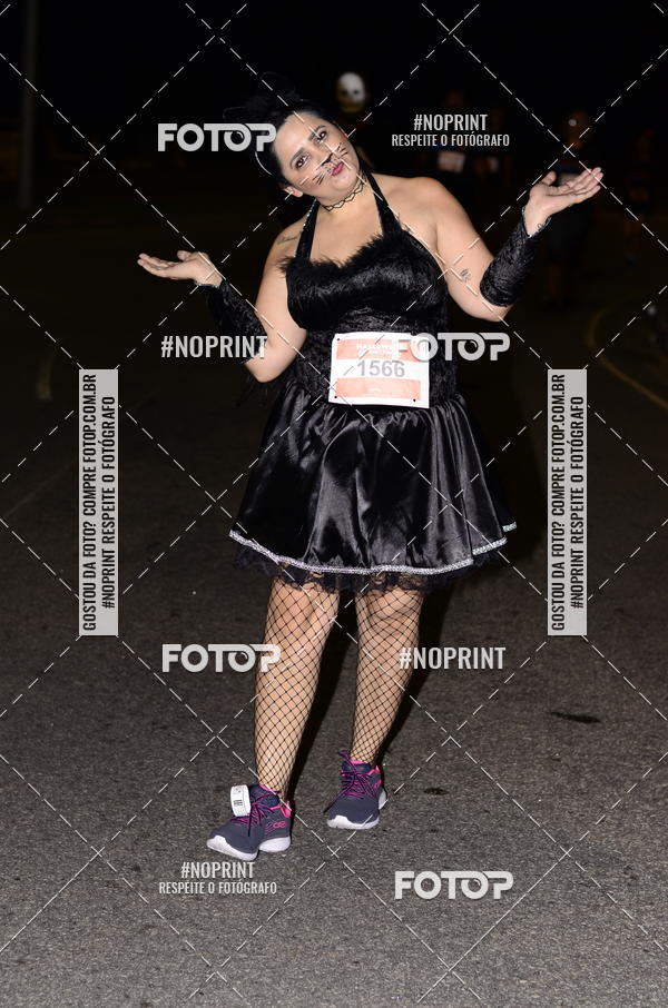 Buy your photos of the eventHalloween Run on Fotop