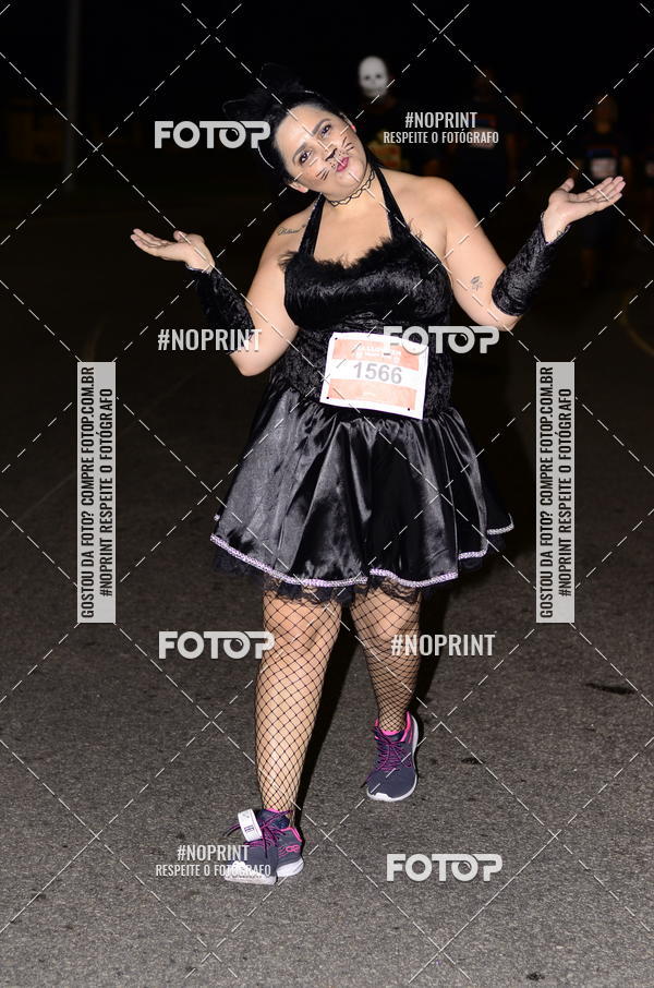 Buy your photos of the eventHalloween Run on Fotop