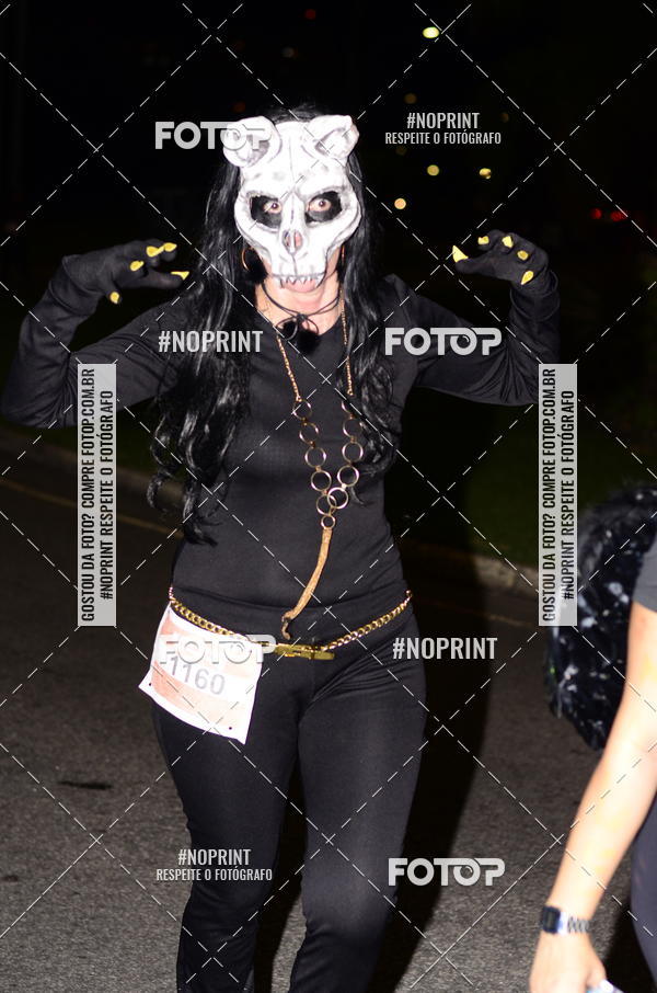 Buy your photos of the eventHalloween Run on Fotop