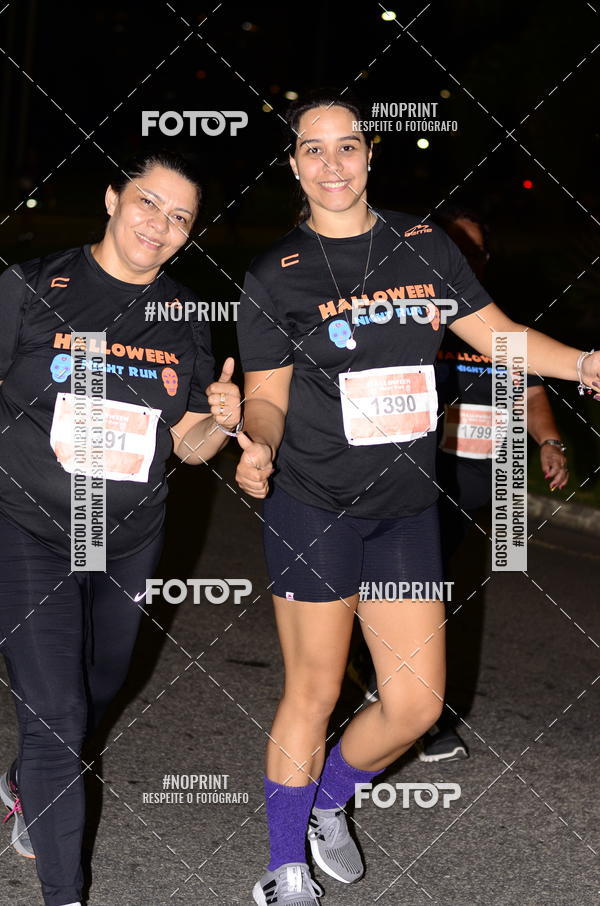 Buy your photos of the eventHalloween Run on Fotop