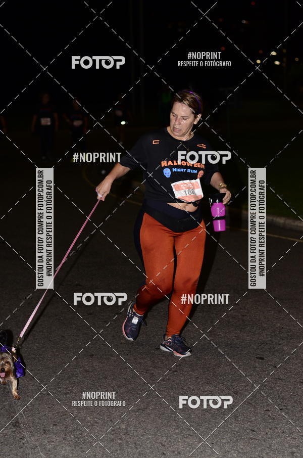 Buy your photos of the eventHalloween Run on Fotop