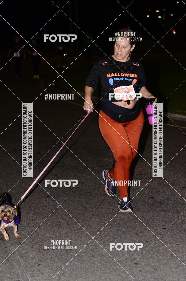 Buy your photos of the eventHalloween Run on Fotop