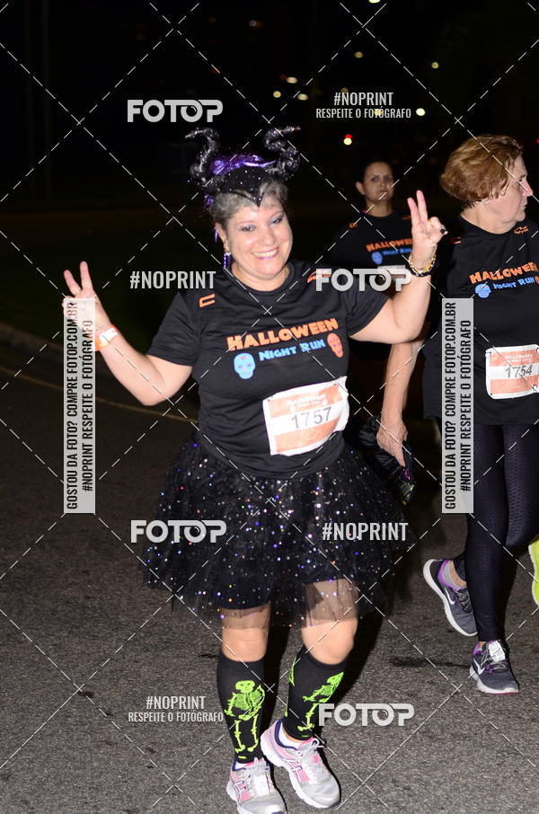 Buy your photos of the eventHalloween Run on Fotop
