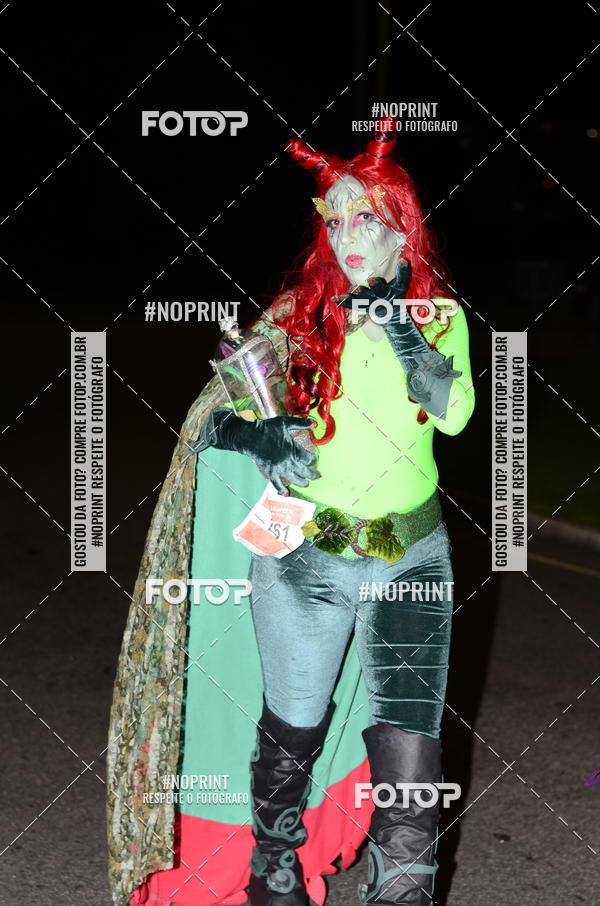 Buy your photos of the eventHalloween Run on Fotop