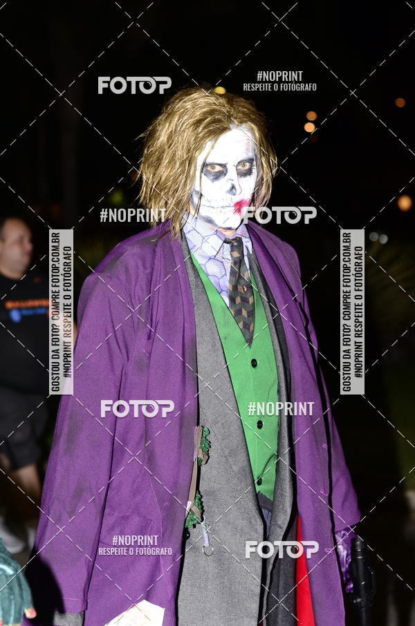 Buy your photos of the eventHalloween Run on Fotop