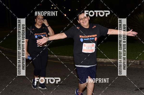 Buy your photos of the eventHalloween Run on Fotop