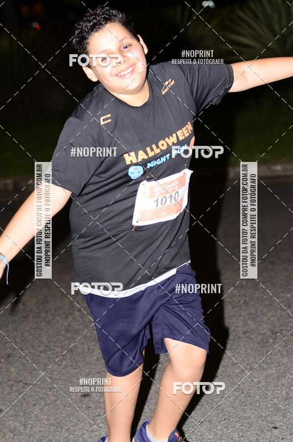 Buy your photos of the eventHalloween Run on Fotop