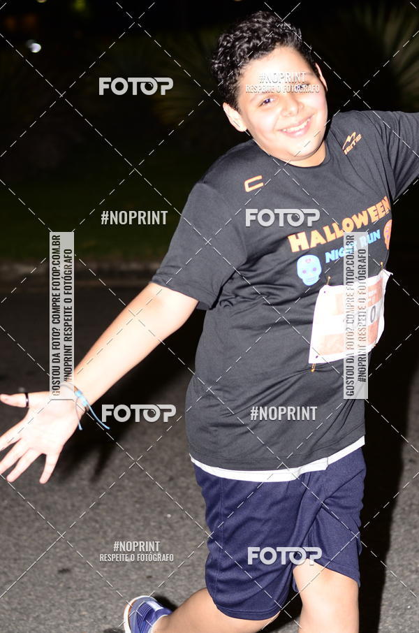 Buy your photos of the eventHalloween Run on Fotop